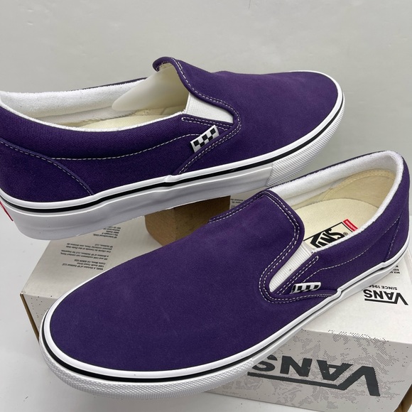 Vans Men’s Classic Purple Skate Slip-On
Purple/Black
VN0A2Z31PCA Sneakers - Picture 7 of 16